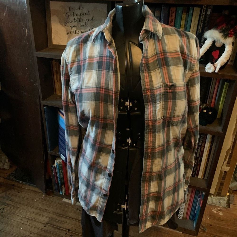 American Eagle plaid lined S broken in soft button down shirt